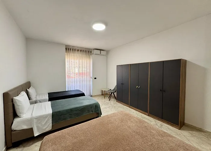Spacious Family In Center Durrës